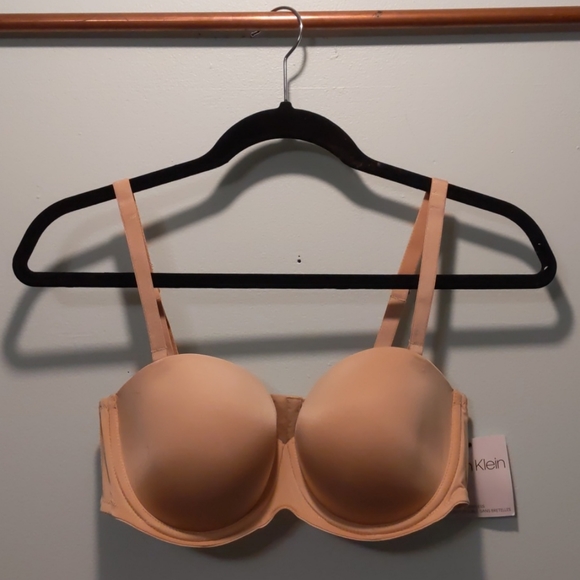 Calvin Klein 36C Lightly Lined Strapless Bra - Picture 1 of 5